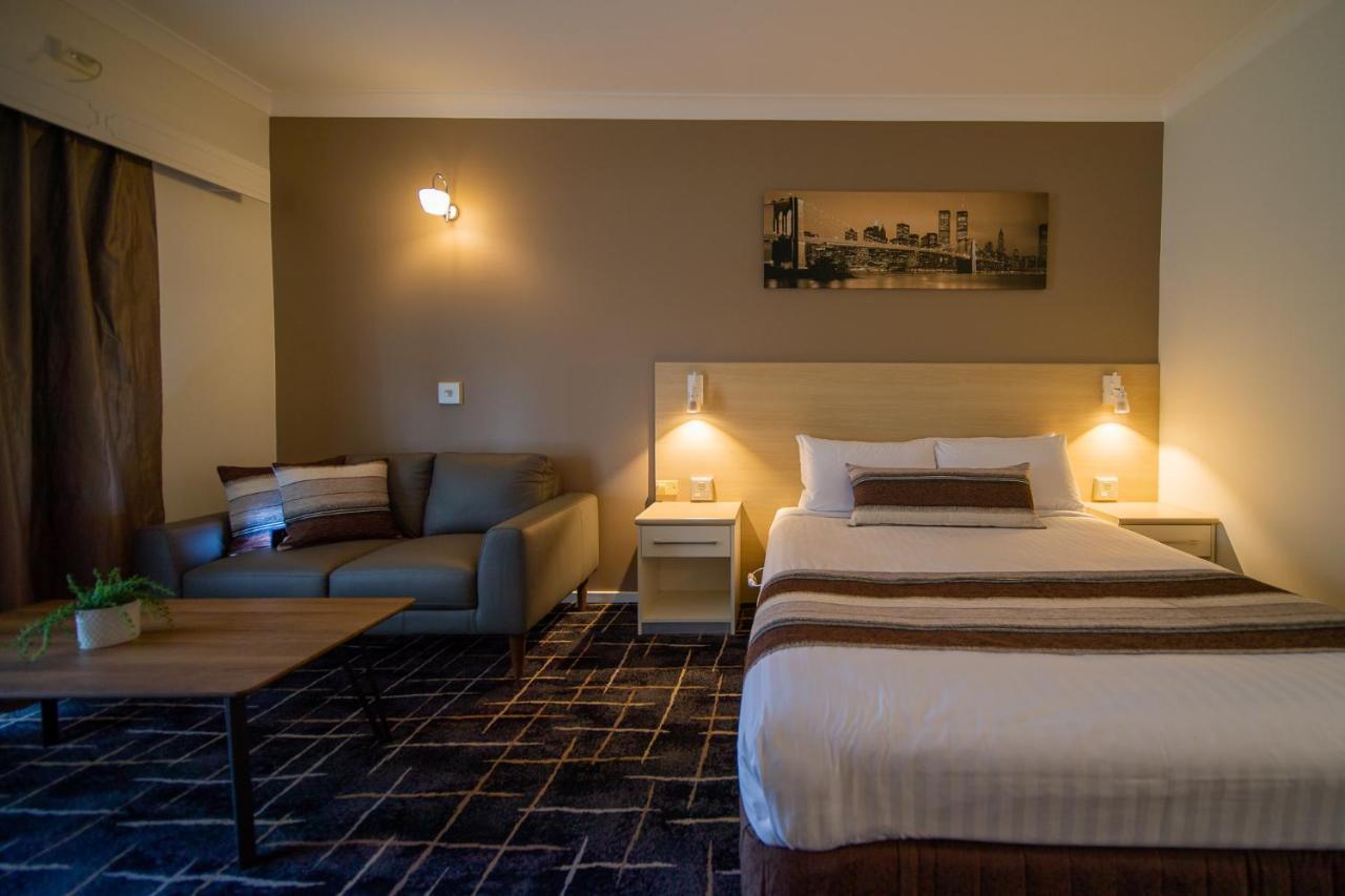 Hamilton'S Queanbeyan Motel Екстериор снимка