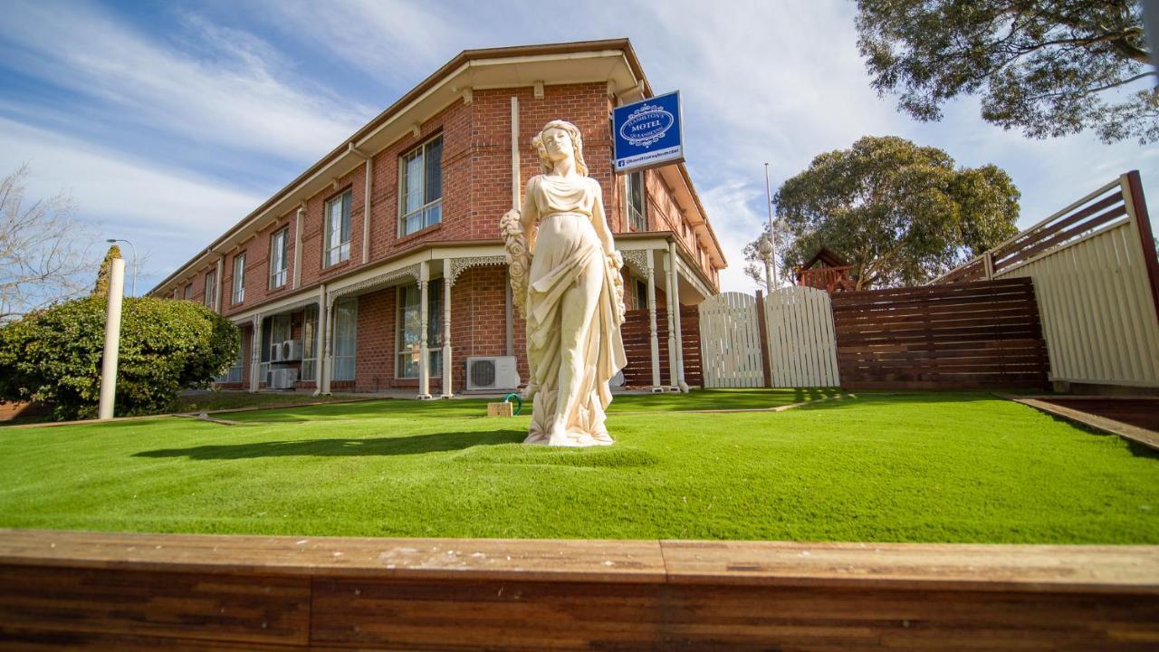 Hamilton'S Queanbeyan Motel Екстериор снимка