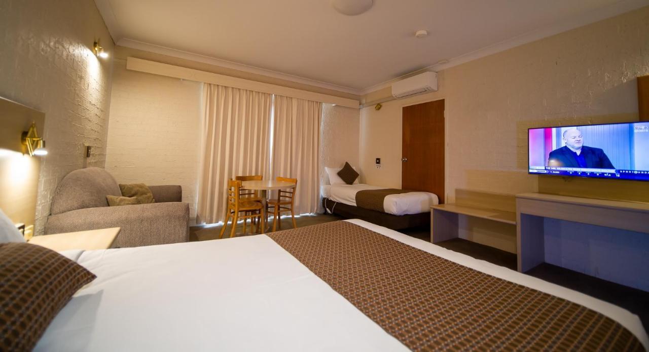 Hamilton'S Queanbeyan Motel Екстериор снимка