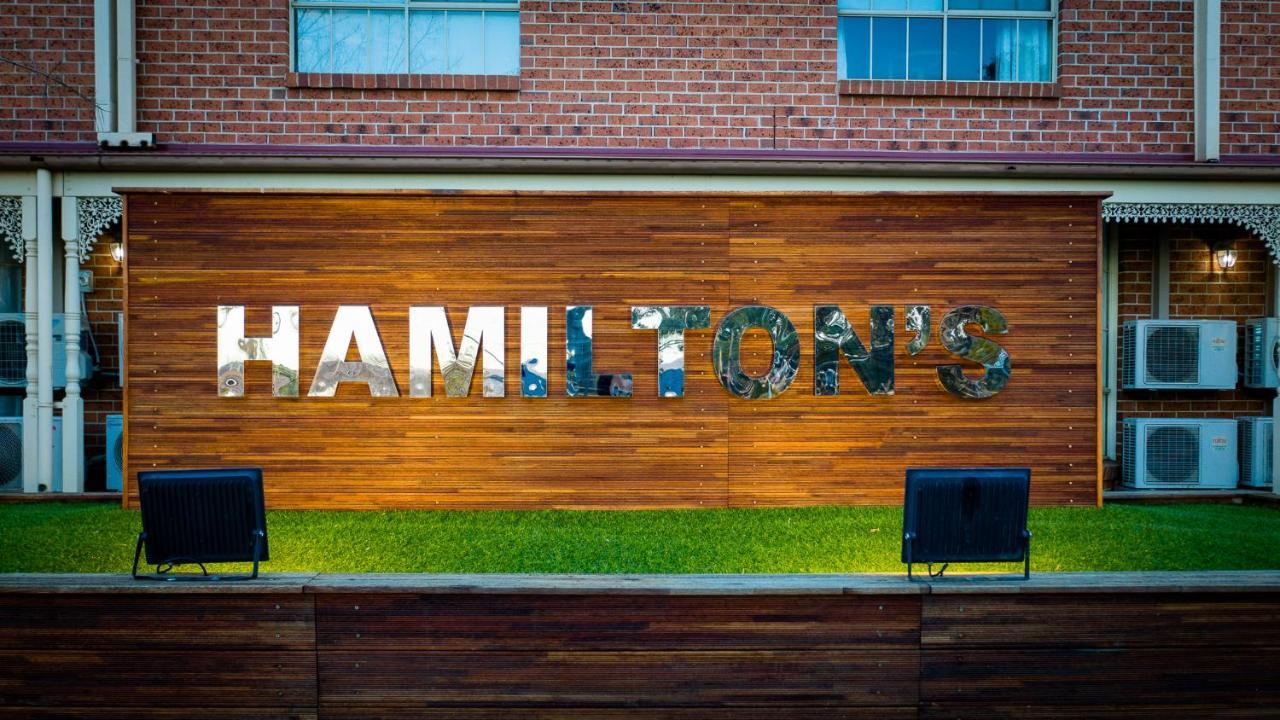 Hamilton'S Queanbeyan Motel Екстериор снимка
