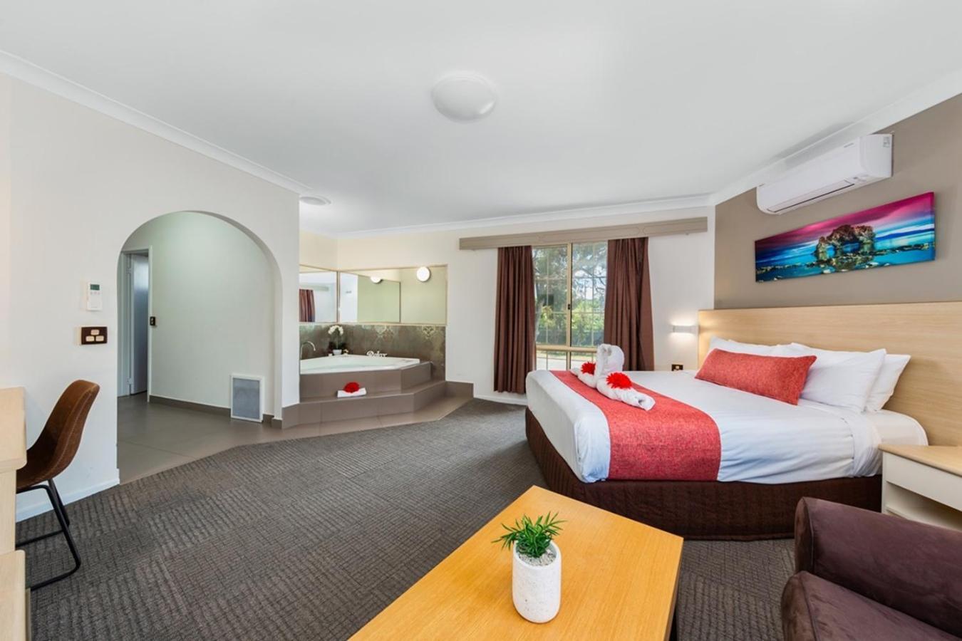 Hamilton'S Queanbeyan Motel Екстериор снимка