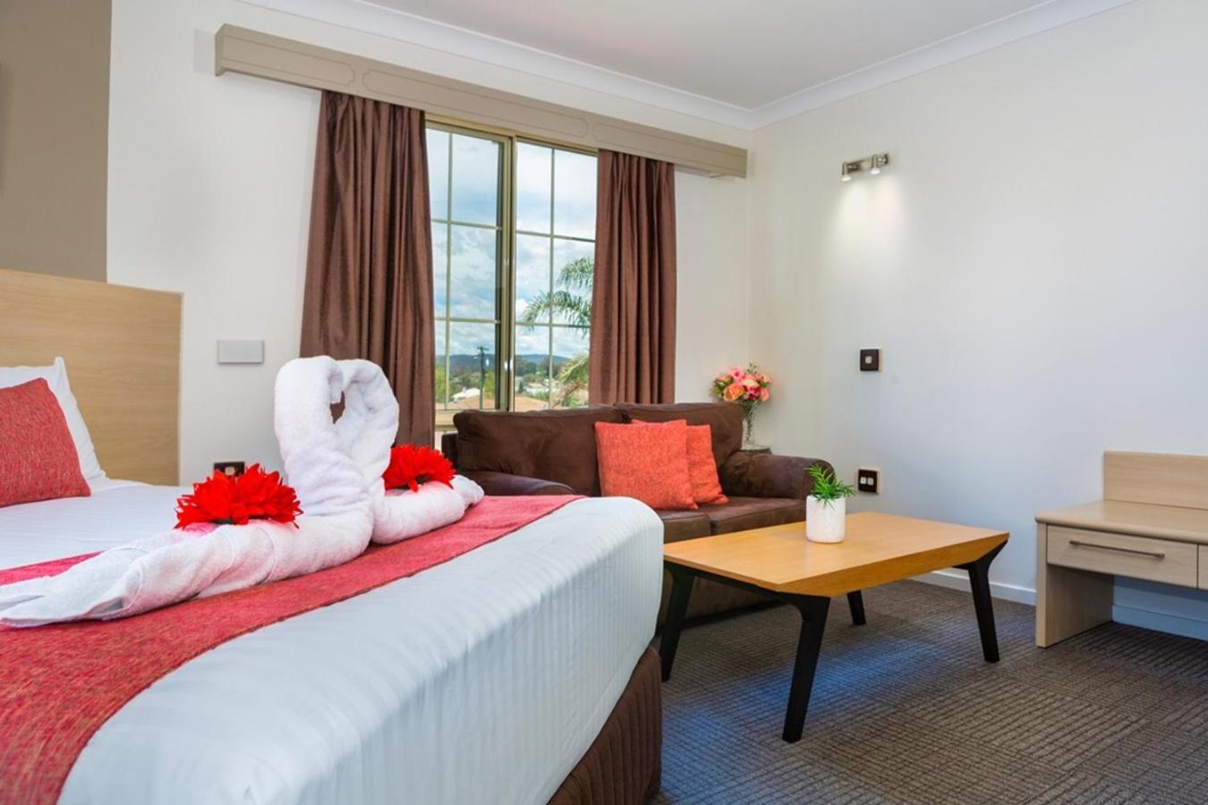 Hamilton'S Queanbeyan Motel Екстериор снимка